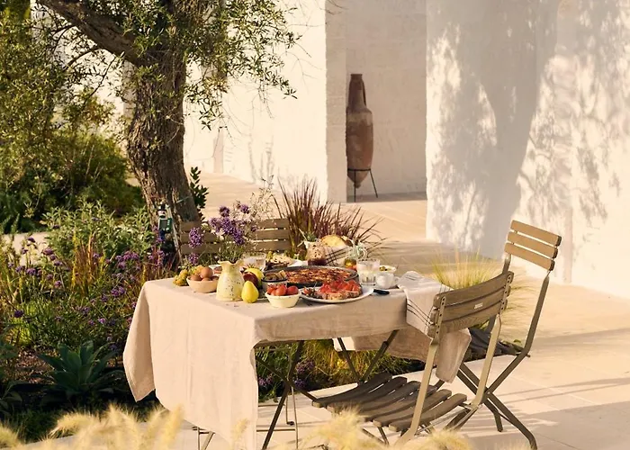 Bed & Breakfast Masseria Pietra E Terra 3*